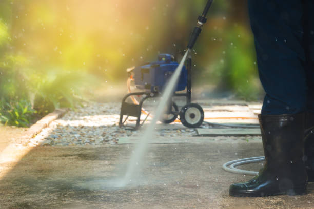 Best Restaurant Pressure Washing  in Grove City, FL